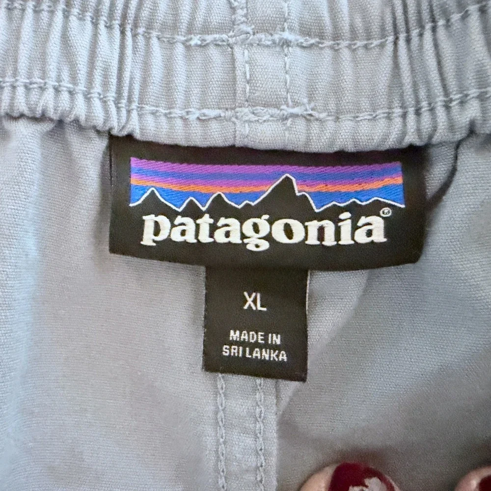 Patagonia Baggies Shorts Mens XL Light Blue Grey Elastic Waist Hiking 5in